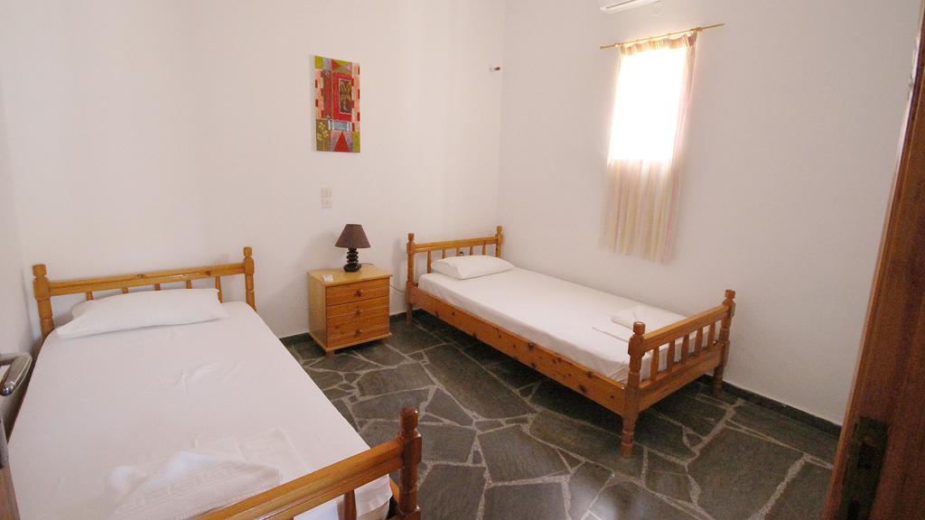 Ampelos And Apartament
