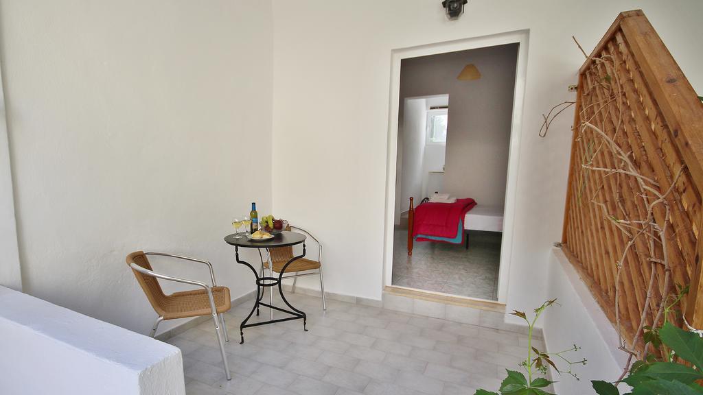 Appartement Ampelos And